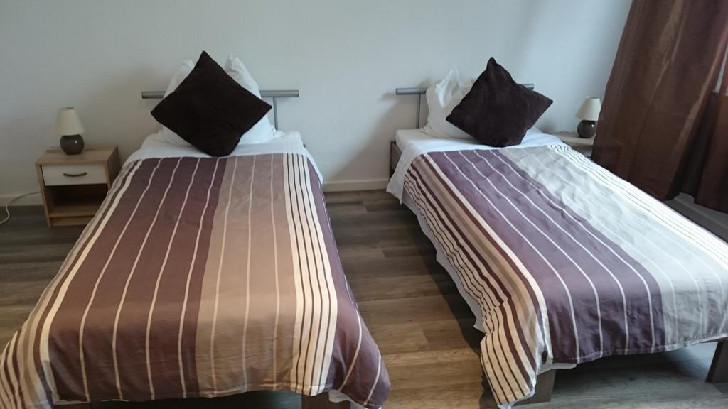 Appartment Am Nordpark Monchengladbach Bagian luar foto