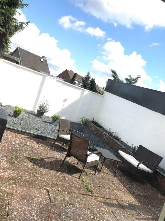 Appartment Am Nordpark Monchengladbach Bagian luar foto